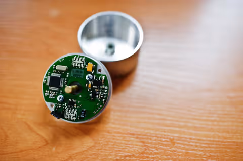 How Semiconductors Power Smart Devices: A Simple Guide for Everyday Technology